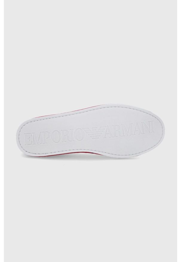 EA7 Emporio Armani Kapcie kolor czerwony. Nosek buta: okrągły. Kolor: czerwony. Materiał: guma