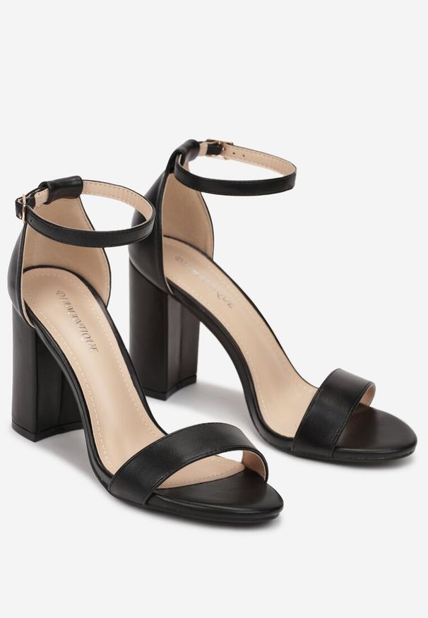 Born2be - Czarne Sandały na Słupku z Otwartym Noskiem Rily. Nosek buta: otwarty. Kolor: czarny. Obcas: na słupku. Styl: elegancki