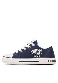 TOMMY HILFIGER - Tommy Hilfiger Trampki Varisty Low Cut Lace-Up Sneaker T3X9-32833-0890 M Granatowy. Kolor: niebieski. Materiał: materiał