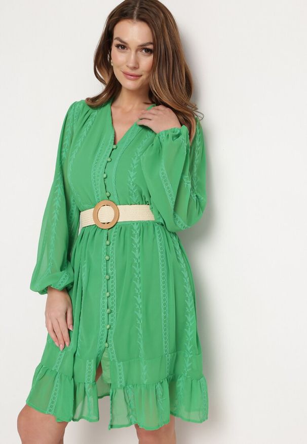 Born2be - Zielona Sukienka Nesilwyn. Kolor: zielony. Materiał: tkanina. Wzór: haft. Styl: boho. Długość: mini