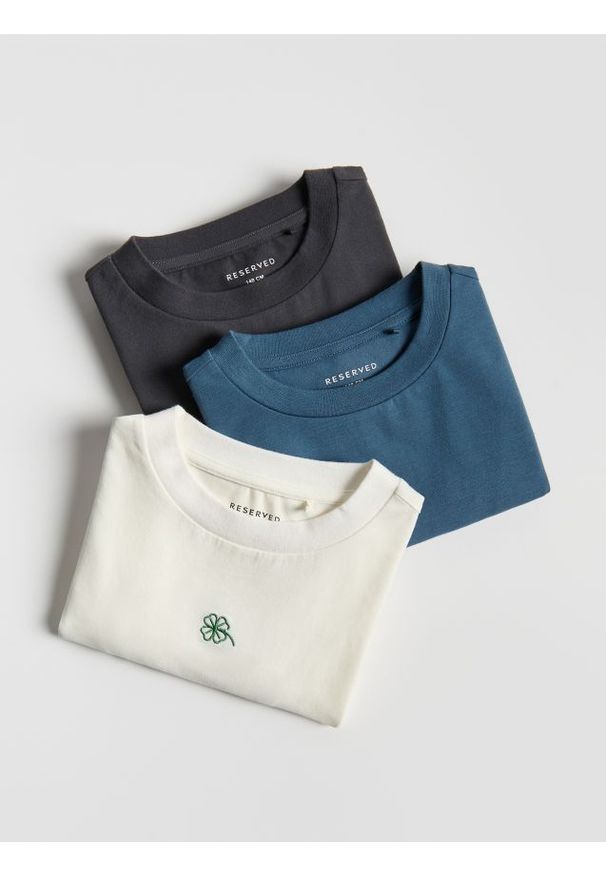 Reserved - Koszulka z haftem 3 pack - wielobarwny. Materiał: bawełna. Wzór: haft