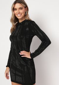 Born2be - Czarna Dopasowana Sukienka Mini w Cyrkonie Upina. Kolor: czarny. Długość: mini #1