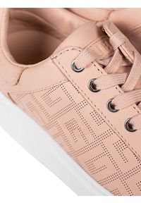 Guess Sneakersy "Ivee" | FL5IVE ELE12 | IVEE | Kobieta | Łososiowy. Kolor: różowy. Materiał: skóra