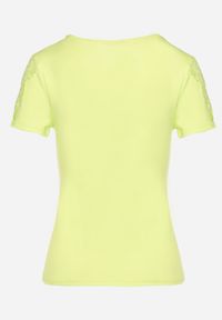 Born2be - Zielony Bawełniany T-shirt z Koronkowymi Wstawkami Zaredira. Okazja: na co dzień. Kolor: zielony. Materiał: bawełna, koronka. Wzór: koronka. Styl: klasyczny, casual, elegancki #5
