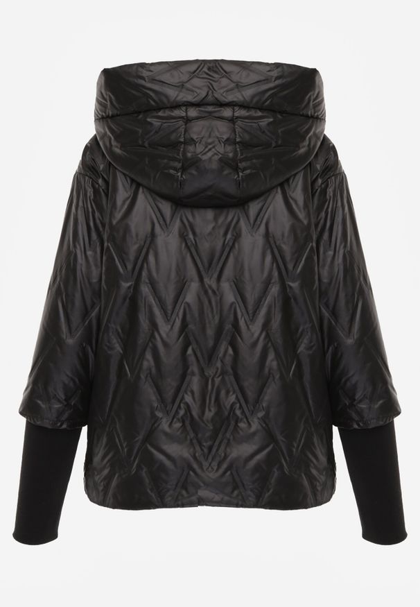 Born2be - Czarna Kurtka z Kapturem Pikowana z Materiałowymi Wykończeniami Sofie. Okazja: na co dzień. Typ kołnierza: kaptur. Kolor: czarny. Materiał: materiał. Styl: casual