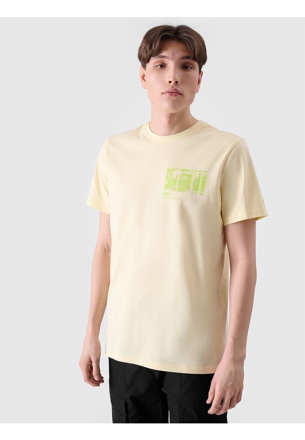 4f - 4F T-shirt regular z nadrukiem męski - żółty S. Okazja: na co dzień. Kolor: żółty. Materiał: dzianina, bawełna, jersey. Długość rękawa: krótki rękaw. Długość: krótkie. Wzór: nadruk. Styl: klasyczny, sportowy, casual
