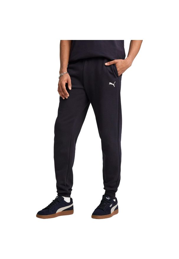 Spodnie męskie Puma Ess Sweatpants Fl Cl. Kolor: niebieski. Materiał: bawełna, materiał. Sport: fitness