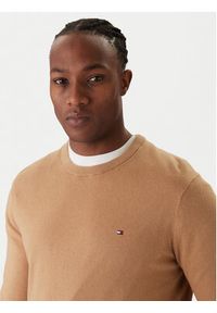 TOMMY HILFIGER - Tommy Hilfiger Sweter MW0MW28046 Beżowy Regular Fit. Kolor: beżowy. Materiał: bawełna #5