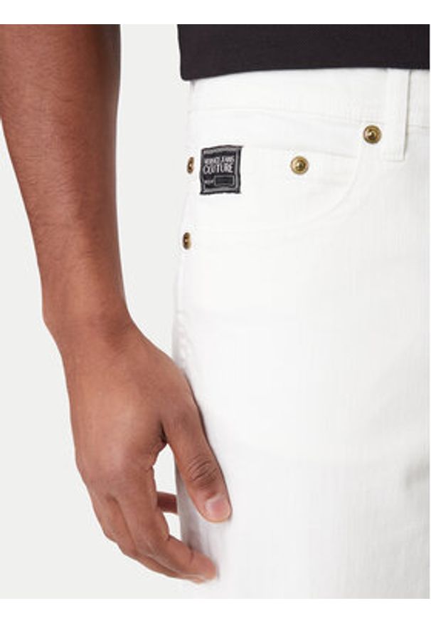 Versace Jeans Couture Jeansy 80GAB5RE CEWCA Biały Straight Fit. Kolor: biały