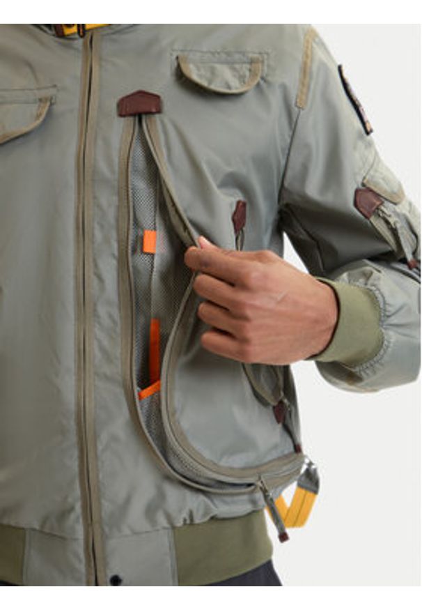 Parajumpers Kurtka przejściowa Gobi 26SMPMJKMA01 Zielony Regular Fit. Kolor: zielony. Materiał: syntetyk