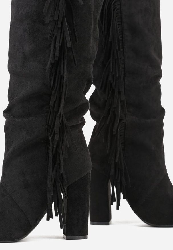 Born2be - Czarne Kozaki Kowbojki na Obcasie Ozdobione Frędzlami Badorra. Okazja: na co dzień. Kolor: czarny. Materiał: jeans. Wzór: aplikacja. Obcas: na obcasie. Styl: elegancki, casual. Wysokość obcasa: średni