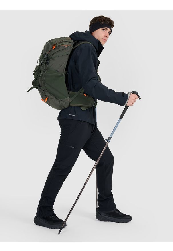 4f - 4F Plecak trekkingowy (40 L) - oliwkowy/khaki Uniwersalny. Kolor: brązowy, wielokolorowy, oliwkowy