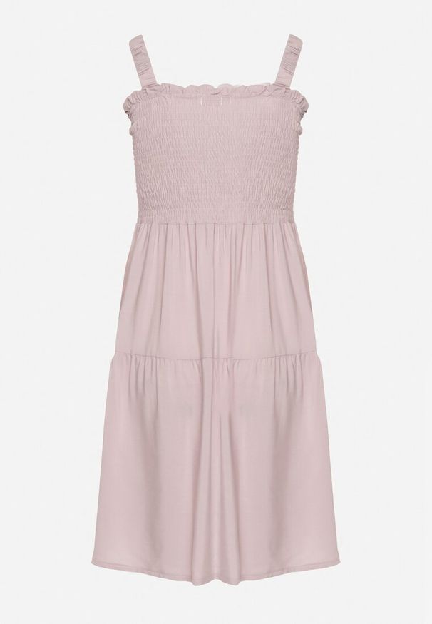 Born2be - Ciemnoróżowa Sukienka na Ramiączkach z Gumką w Talii i Falbankami Tiamaree. Okazja: na co dzień. Typ kołnierza: kołnierz z falbankami. Kolor: różowy. Długość rękawa: na ramiączkach. Sezon: lato. Typ sukienki: proste. Styl: casual, elegancki