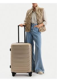 Gino Rossi - GINO ROSSI Walizka średnia GIN-M-002-05-GOLD Złoty. Kolor: złoty. Materiał: materiał #1