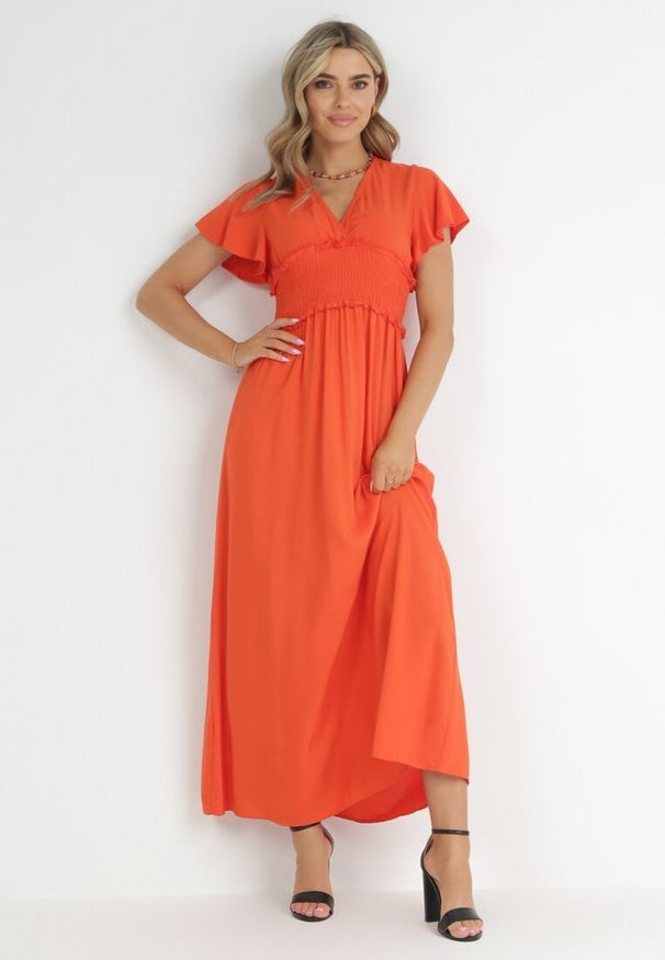 Born2be - Pomarańczowa Kopertowa Sukienka z Wiskozy z Gumką w Pasie Neroni. Kolor: pomarańczowy. Materiał: wiskoza. Typ sukienki: kopertowe. Długość: maxi