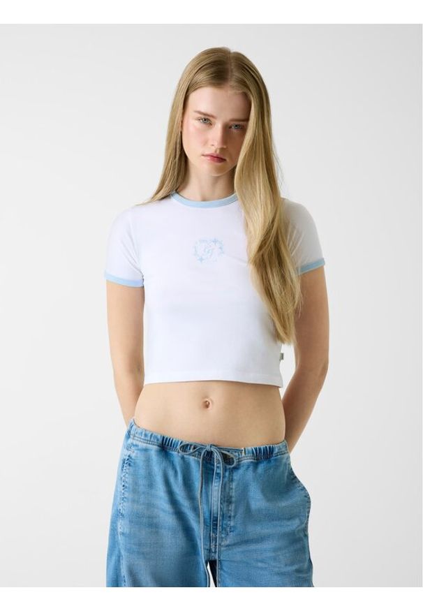 Guess Jeans T-Shirt W6RI16 J1314 Biały Regular Fit. Kolor: biały. Materiał: bawełna