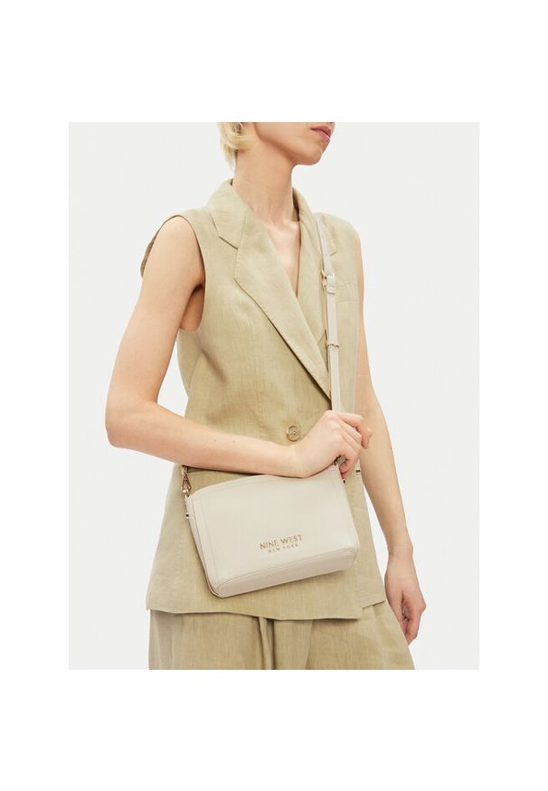 Torebka Nine West. Kolor: beżowy