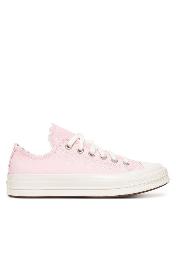 Trampki Converse. Kolor: różowy