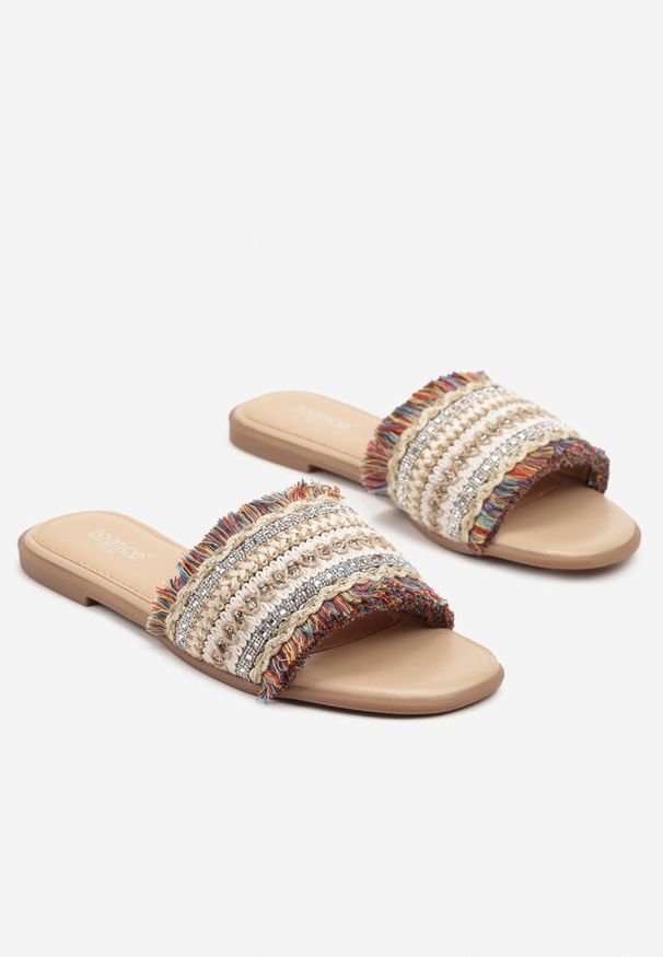 Born2be - Beżowo-Czerwone Klapki z Frędzlami i Cyrkoniami Ridiellae. Okazja: na imprezę, na co dzień. Kolor: beżowy. Sezon: lato. Styl: casual, elegancki
