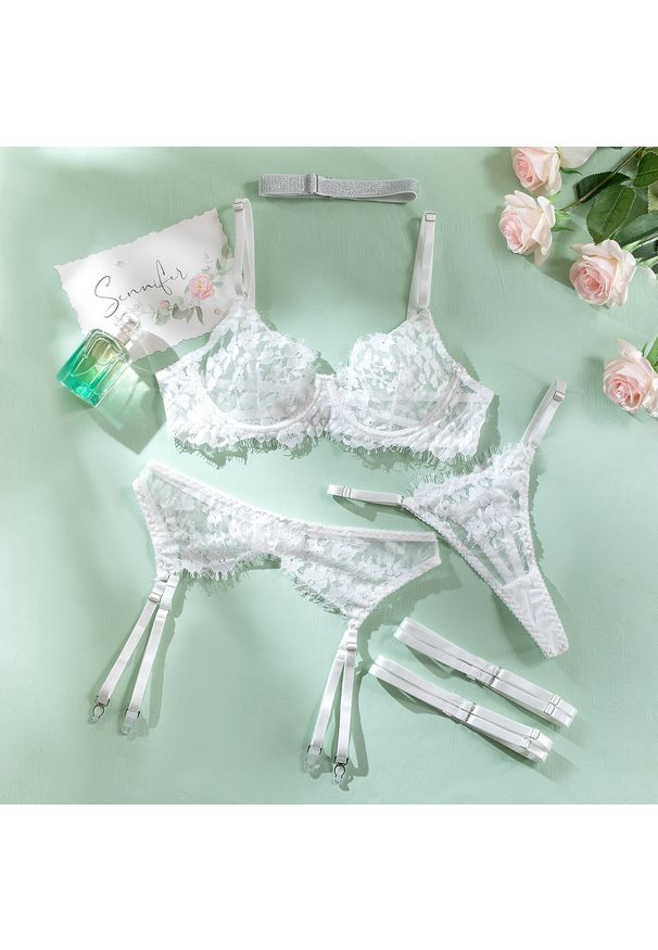 Intica - Komplet bielizny pięcioczęściowy z koronką i regulowanymi paskami Almaz. Kolor: biały. Materiał: koronka. Wzór: koronka