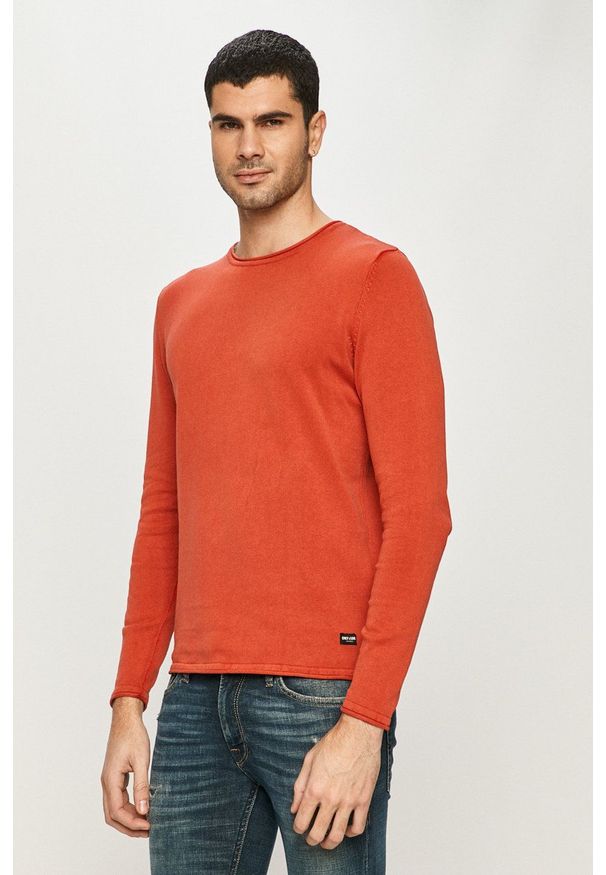 Only & Sons - Sweter. Kolor: czerwony. Materiał: dzianina. Wzór: gładki