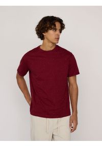 Reserved - T-shirt comfort fit - brązowy. Kolor: brązowy. Materiał: bawełna, dzianina