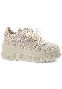 CheBello - Złote Sneakersy Chebello Stylowe Obuwie Damskie Na Platformie. Kolor: złoty. Szerokość cholewki: normalna. Wzór: aplikacja. Obcas: na platformie. Styl: elegancki #7