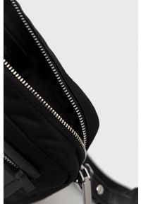Calvin Klein Saszetka kolor czarny. Kolor: czarny. Materiał: włókno #3