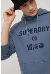 Superdry bluza bawełniana męska z kapturem z aplikacją. Typ kołnierza: kaptur. Kolor: niebieski. Materiał: bawełna. Wzór: aplikacja #5