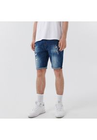 Cropp - Jeansowe szorty regular - Granatowy. Kolor: niebieski. Materiał: jeans #1