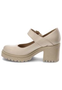 Beżowe Półbuty Armodo Damskie Obuwie Ze Skóry Naturalnej. Okazja: do pracy, na co dzień. Zapięcie: klamry. Kolor: beżowy. Materiał: skóra. Wzór: gładki. Obcas: na obcasie. Styl: elegancki, klasyczny, casual. Wysokość obcasa: średni #2
