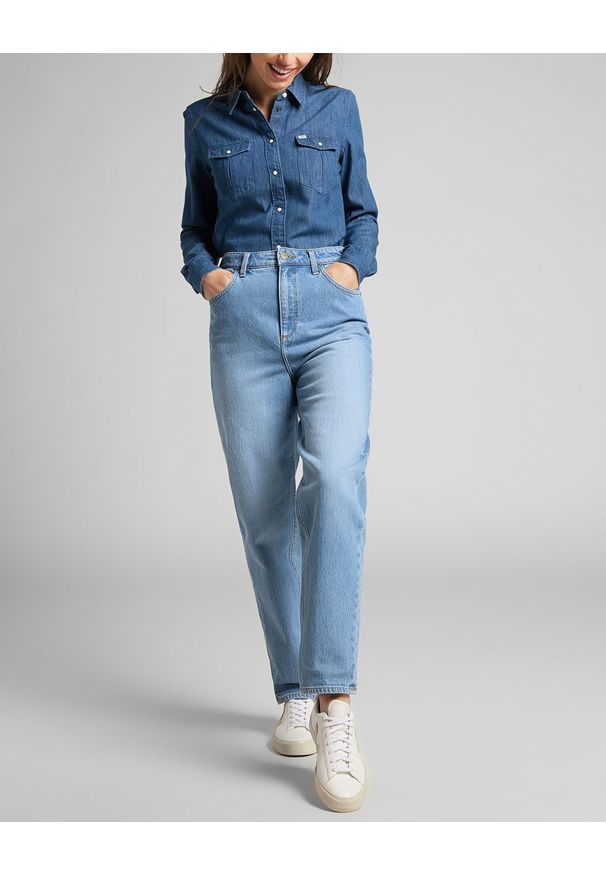 Lee - LEE REGULAR WESTERN DAMSKA KOSZULA JEANSOWA SHIR PISCINE L45SZSQE 112110498. Materiał: jeans
