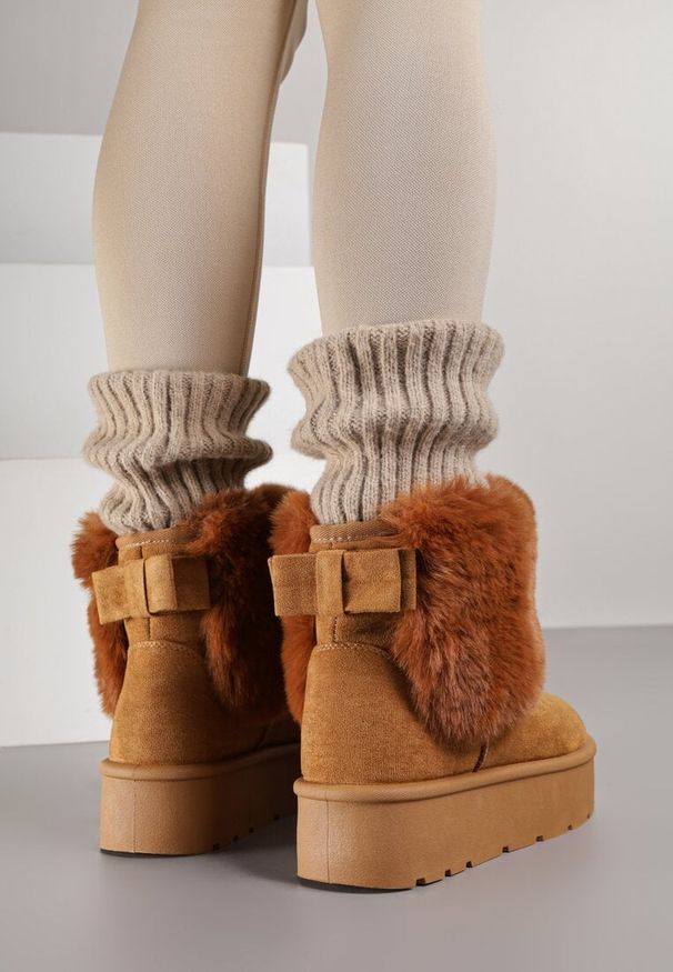 Born2be - Jasnobrązowe Śniegowce za Kostkę Mocno Ocieplane z Futerkiem na Platformie Reilanna. Okazja: na co dzień, na spacer. Wysokość cholewki: za kostkę. Kolor: brązowy. Materiał: futro. Obcas: na platformie. Styl: klasyczny, casual, elegancki