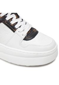 Guess Sneakersy Queenz FLTQNZ FAL12 Biały. Kolor: biały. Materiał: skóra #4