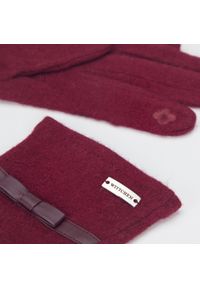 Wittchen - Damskie rękawiczki z kokardką. Kolor: czerwony. Materiał: wełna. Wzór: haft, aplikacja. Sezon: jesień, zima. Styl: klasyczny, elegancki