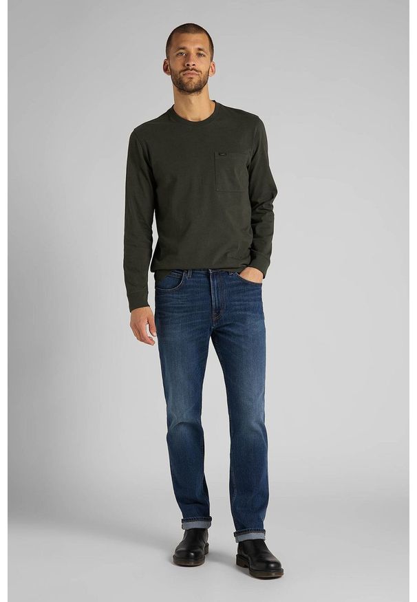 Lee - LEE LS POCKET TEE MĘSKI LONGSLEEVE REGULAR FIT SERPICO GREEN L64QSWOJ 112115884. Długość rękawa: długi rękaw