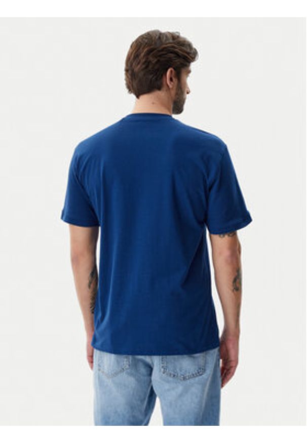 Guess T-Shirt F5GI11 I3Z14 Niebieski Oversize. Kolor: niebieski. Materiał: bawełna