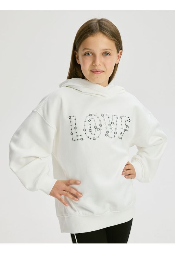 Reserved - Bluza z aplikacją - złamana biel. Typ kołnierza: kaptur. Materiał: dzianina, bawełna. Wzór: aplikacja