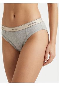 Calvin Klein Stringi LV00QF8771 Szary. Kolor: szary. Materiał: bawełna #5