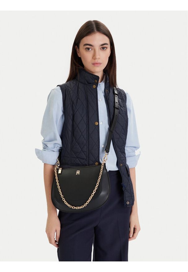 TOMMY HILFIGER - Tommy Hilfiger Torebka Th Glam Conv Med Crossover AW0AW18143 Czarny. Kolor: czarny. Materiał: skórzane