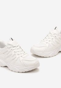 Born2be - Białe Sneakersy na Płaskiej Podeszwie ze Sznurowaniem i Odblaskami Dorsalina. Kolor: biały. Obcas: na płaskiej podeszwie #2