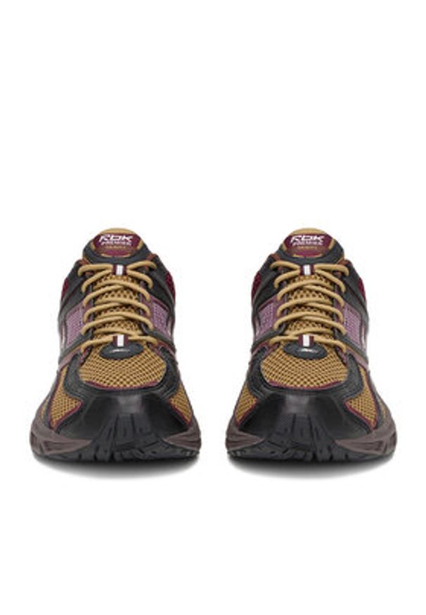 Reebok Sneakersy CEOSS-PREMIER TRINITY 100230888 Bordowy. Kolor: czerwony. Materiał: materiał, syntetyk