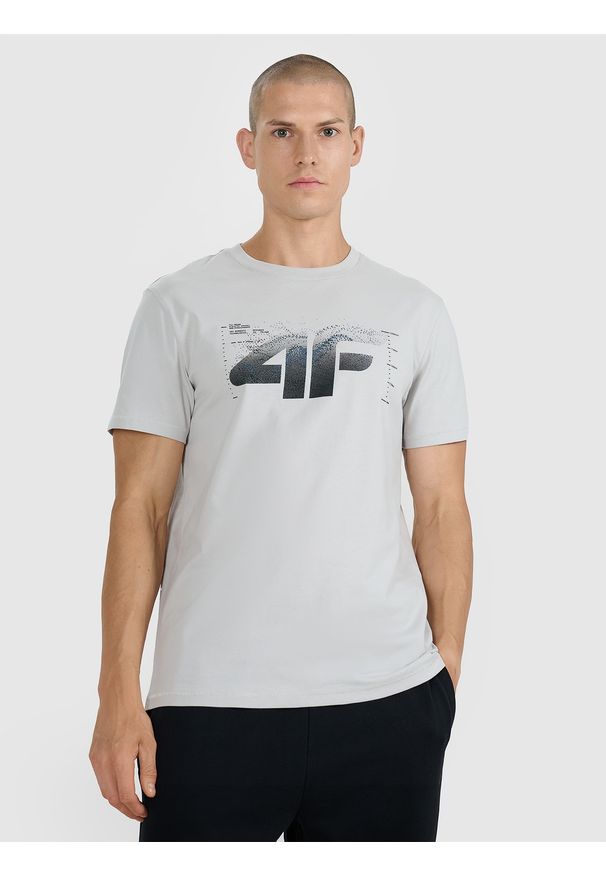 4f - 4F T-shirt regular z nadrukiem męski - szary XXL. Okazja: na co dzień. Kolor: szary. Materiał: bawełna, materiał, jersey. Długość rękawa: krótki rękaw. Długość: krótkie. Wzór: nadruk. Styl: klasyczny, casual, sportowy