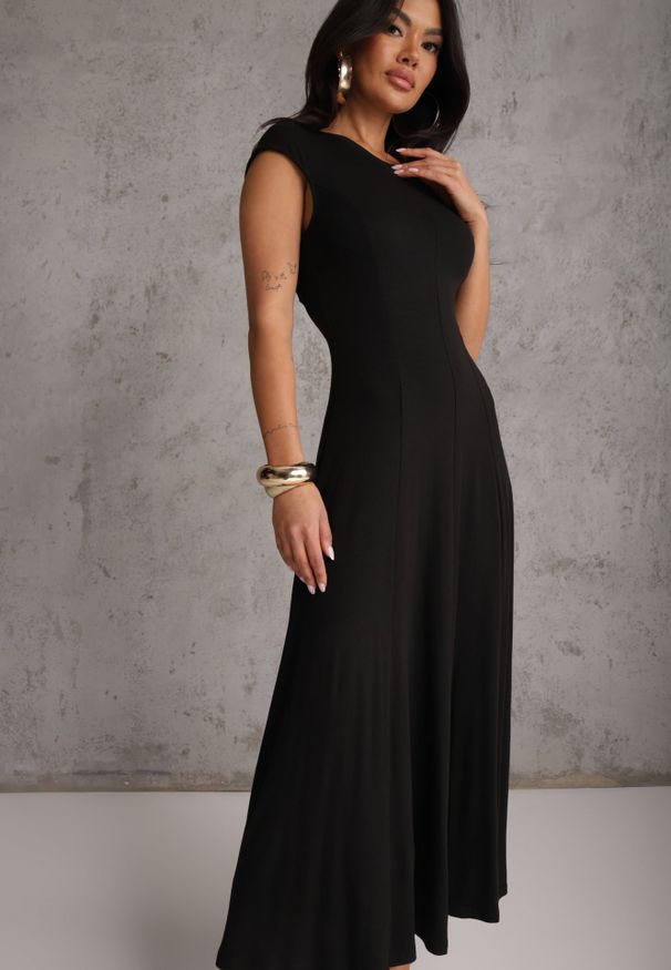 Renee - Czarna Sukienka z Bawełny o Rozkloszowanym Kroju z Dzianiny Portulaca. Okazja: na co dzień. Kolor: czarny. Materiał: bawełna, dzianina. Typ sukienki: proste, rozkloszowane. Styl: casual