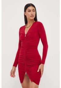Marciano Guess sukienka kolor bordowy mini dopasowana. Kolor: czerwony. Materiał: dzianina. Długość rękawa: długi rękaw. Typ sukienki: dopasowane. Długość: mini #5