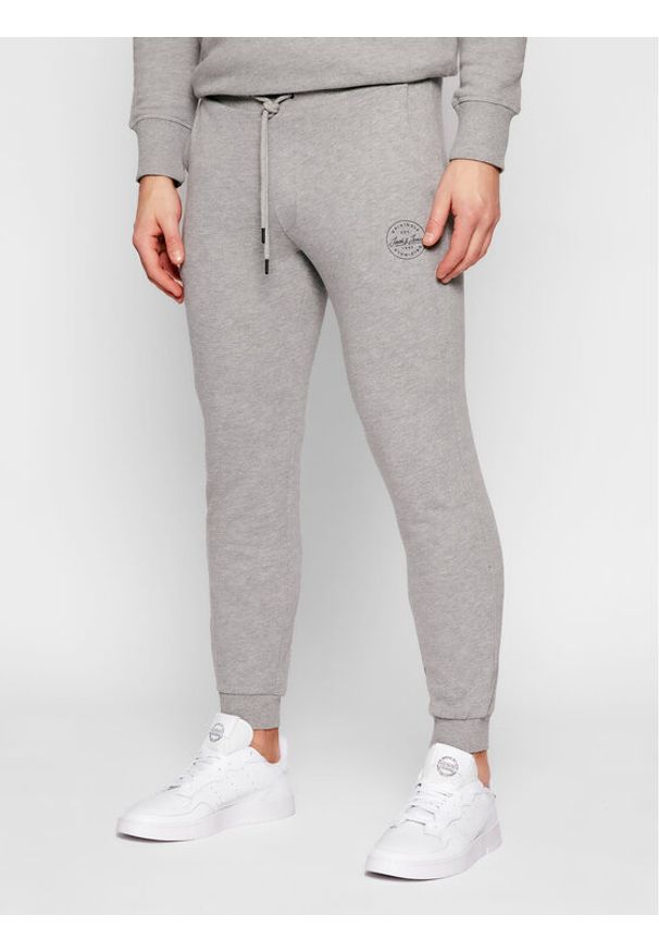 Jack & Jones Spodnie dresowe Gordon 12165322 Szary Regular Fit. Kolor: szary. Materiał: bawełna