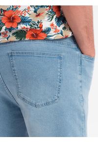 Ombre Clothing - Szorty męskie z gumką w pasie i efektem sprania – jasnoniebieskie V1 OM-SRDS-0192 - XXL. Okazja: na co dzień. Kolor: niebieski. Materiał: bawełna, materiał, skóra, elastan, denim. Sezon: lato. Styl: elegancki, casual #5