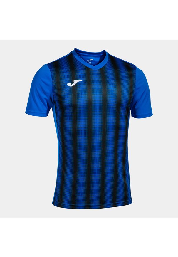 Koszulka do piłki nożnej męska Joma Boy Inter II z krótkim rękawem. Kolor: wielokolorowy, niebieski, czarny. Długość rękawa: krótki rękaw. Długość: krótkie. Sport: piłka nożna
