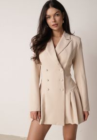 Born2be - Beżowa Sukienka o Kroju Marynarki VICES z Poduszkami w Ramionach Serlina. Okazja: na co dzień. Kolor: beżowy. Styl: casual, elegancki, klasyczny #7