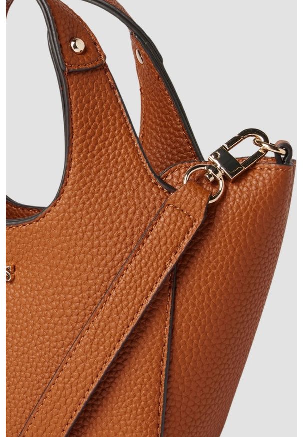 Guess - GUESS Brązowa torebka damska Calista 2 w 1 Mini. Kolor: brązowy. Styl: elegancki, casual